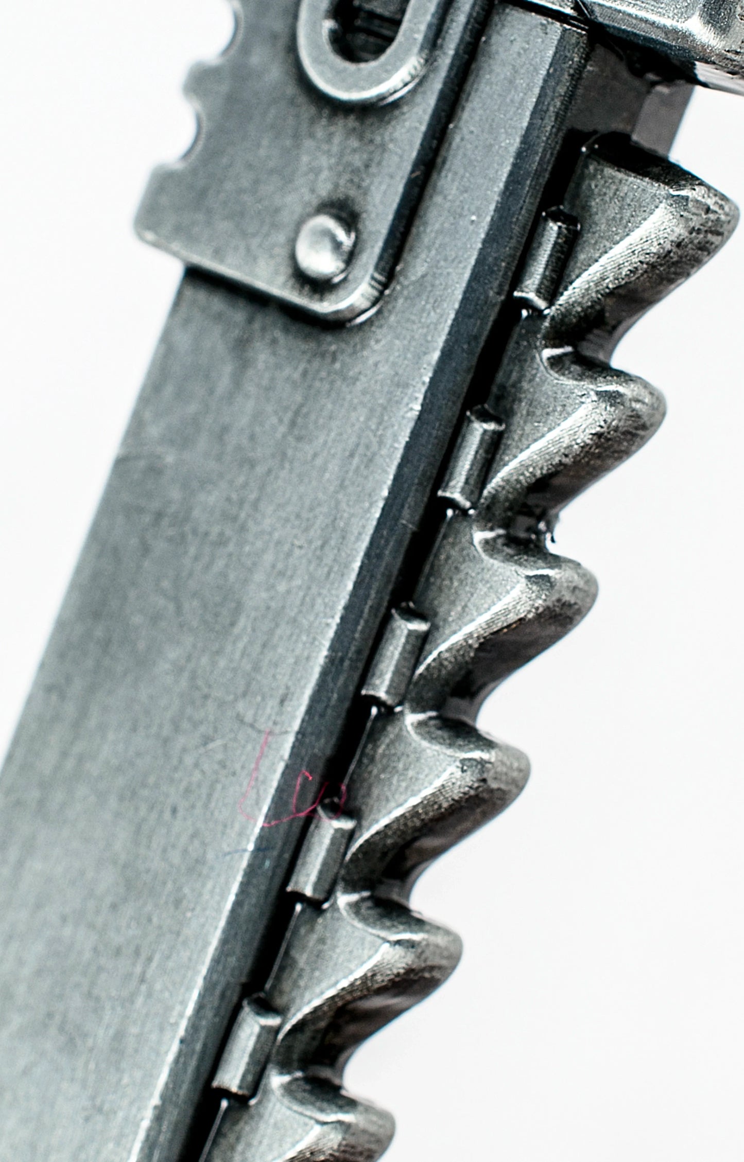 Warhammer 40,000: Adeptus Astartes Chainsword Bottle Opener