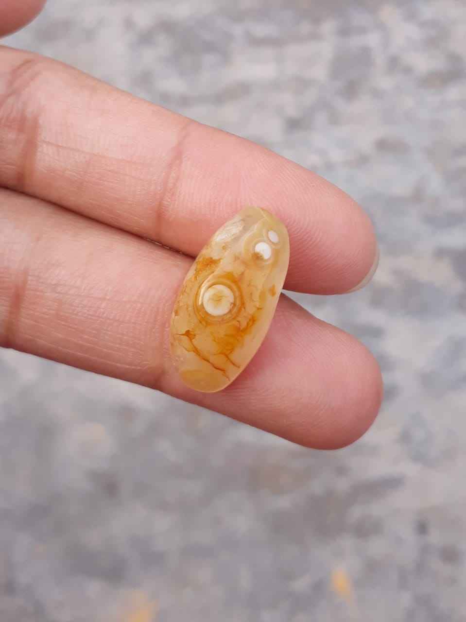 12ct Natural Eye Agate For Sale - Aqeeq - Dimension 20x10x8mm