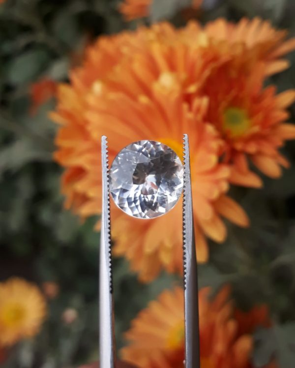 5.4ct Topaz - Whie Topaz Faceted Gemstone - Novemeber Birthstone - White Pukhraj - 11x10.3mm