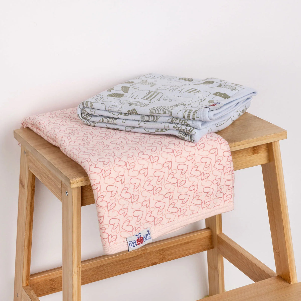 Bebbek Heart Print Jersey Baby Blanket (80 x 80 cm)