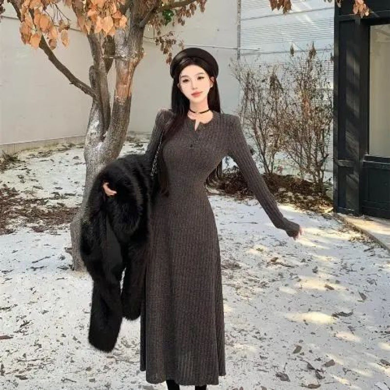 Slim-fit Temperament Pure Color Bottoming Skirt V-neck Knitted French Midi Skirt