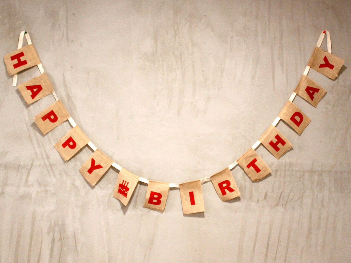 Natural Bunting HAPPY BIRTHDAY (small with cake)