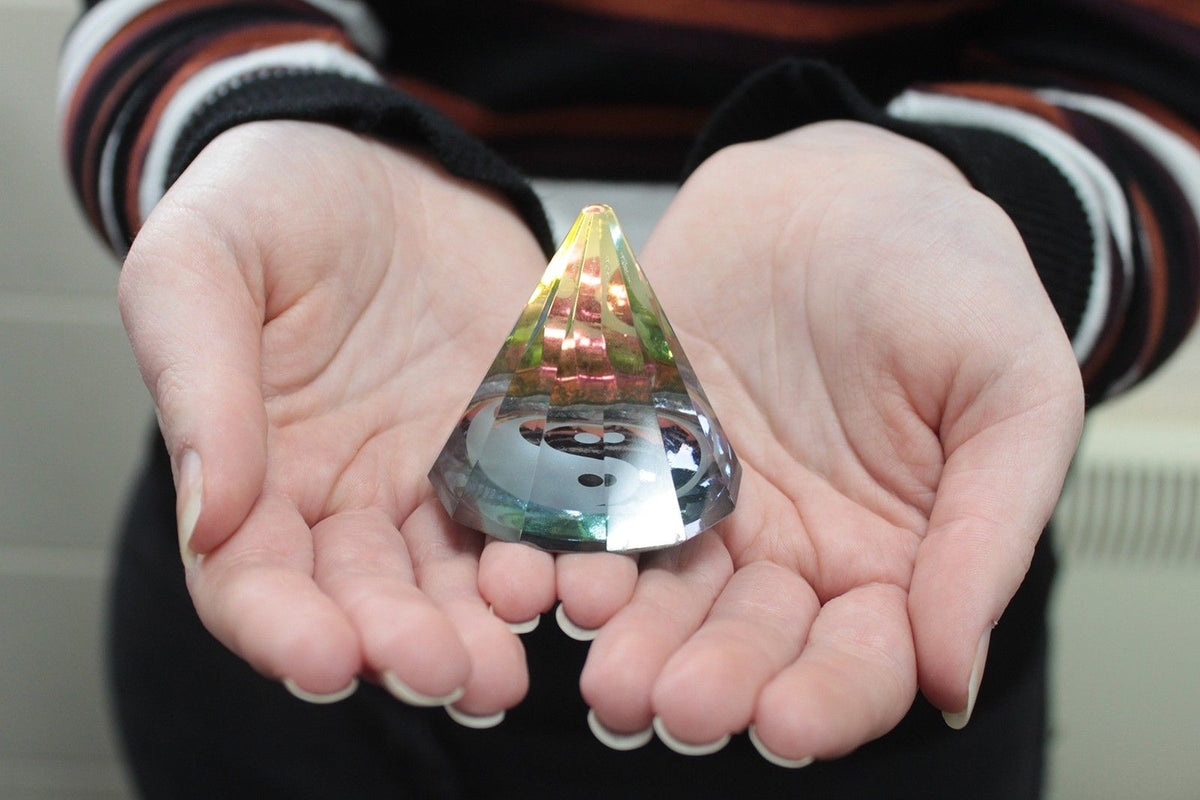 12 sided YinYang Pyramid 50 mm