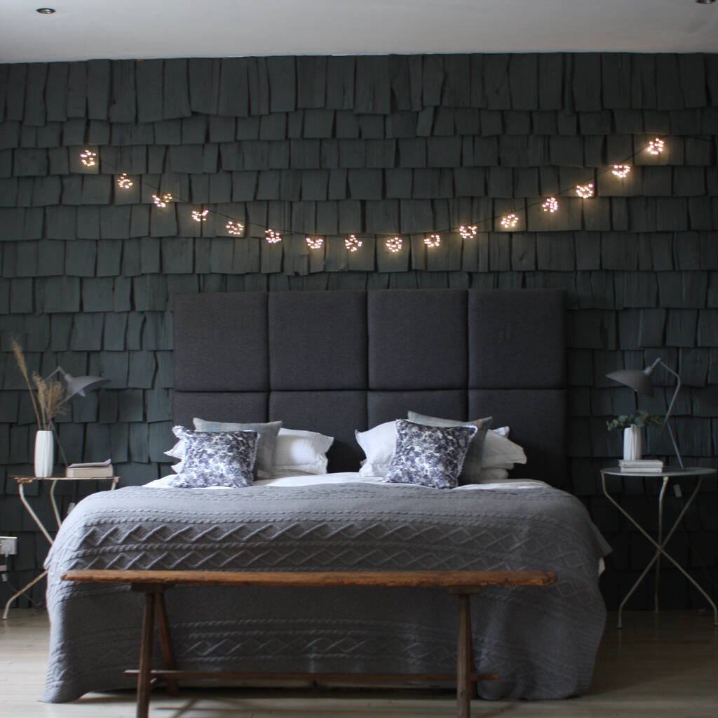 Black Starburst Indoor/Outdoor Battery LED Light Chain