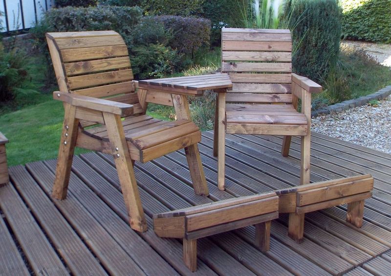 Charles Taylor Trading Deluxe Lounger Set Angled With Green Cushion Brown