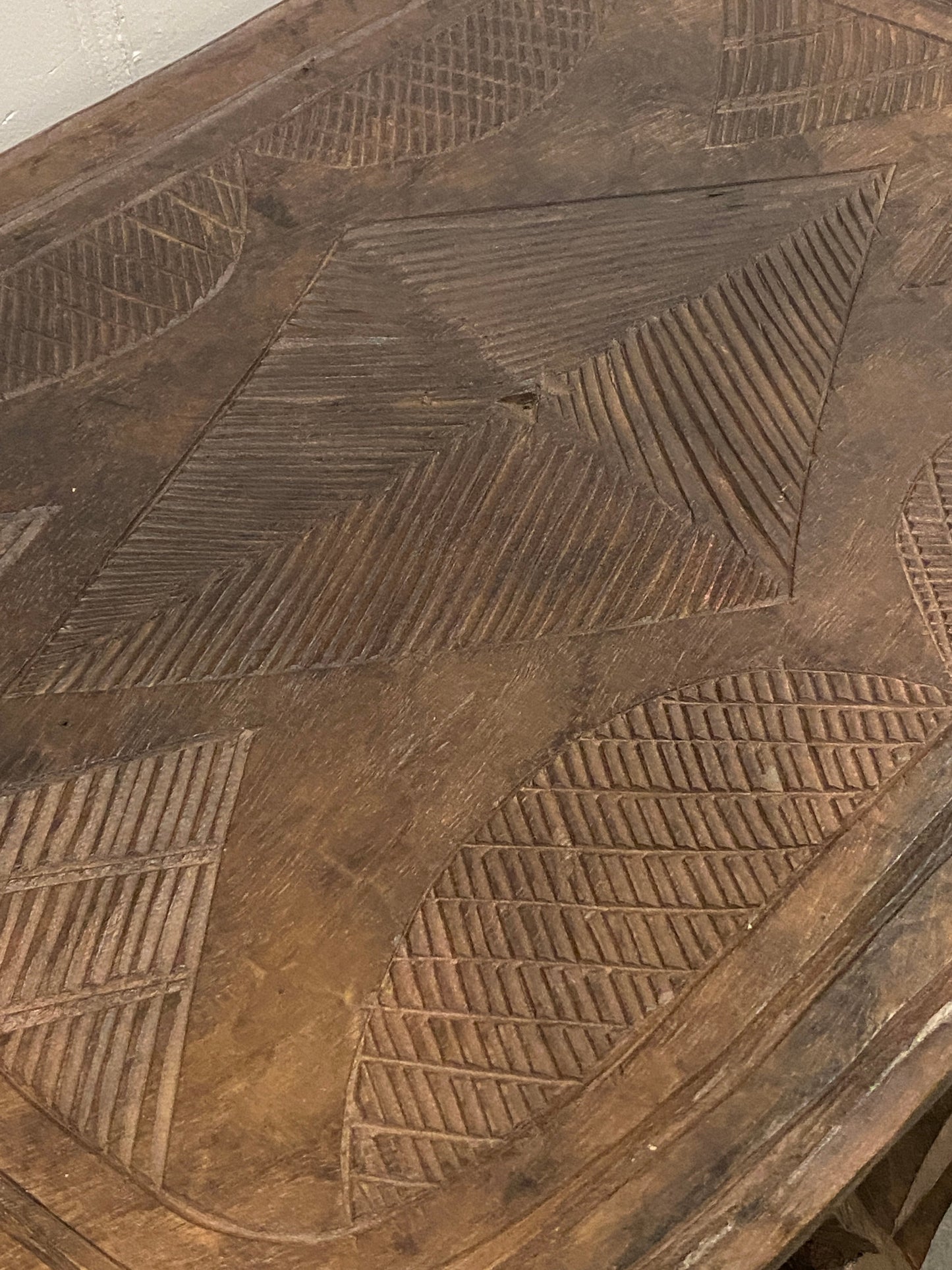 Nupe Table/Stool- (12.2)