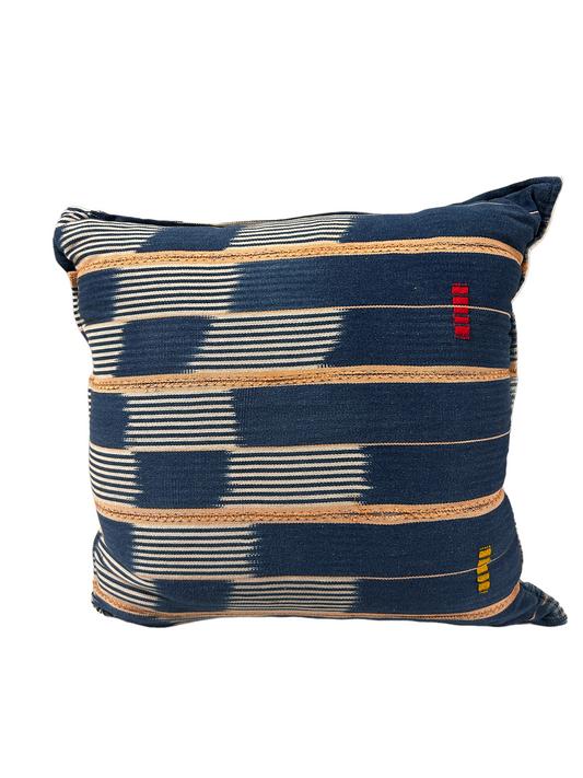 Baule Cloth Cushion (83.3.B69)