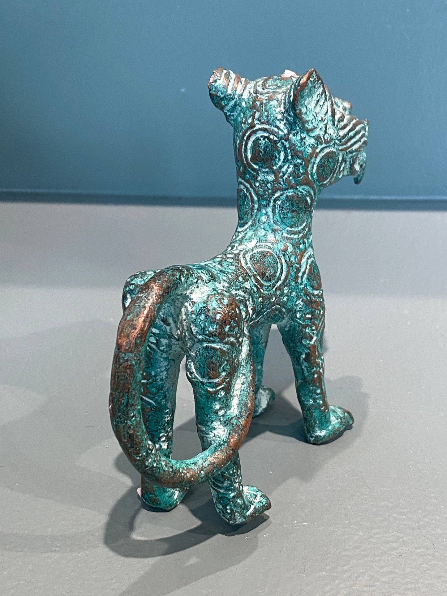 Benin Leopard sculpture - Bronze (56.09)