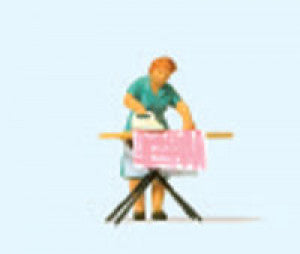 Ironing the laundry Terrarium Figure 28154