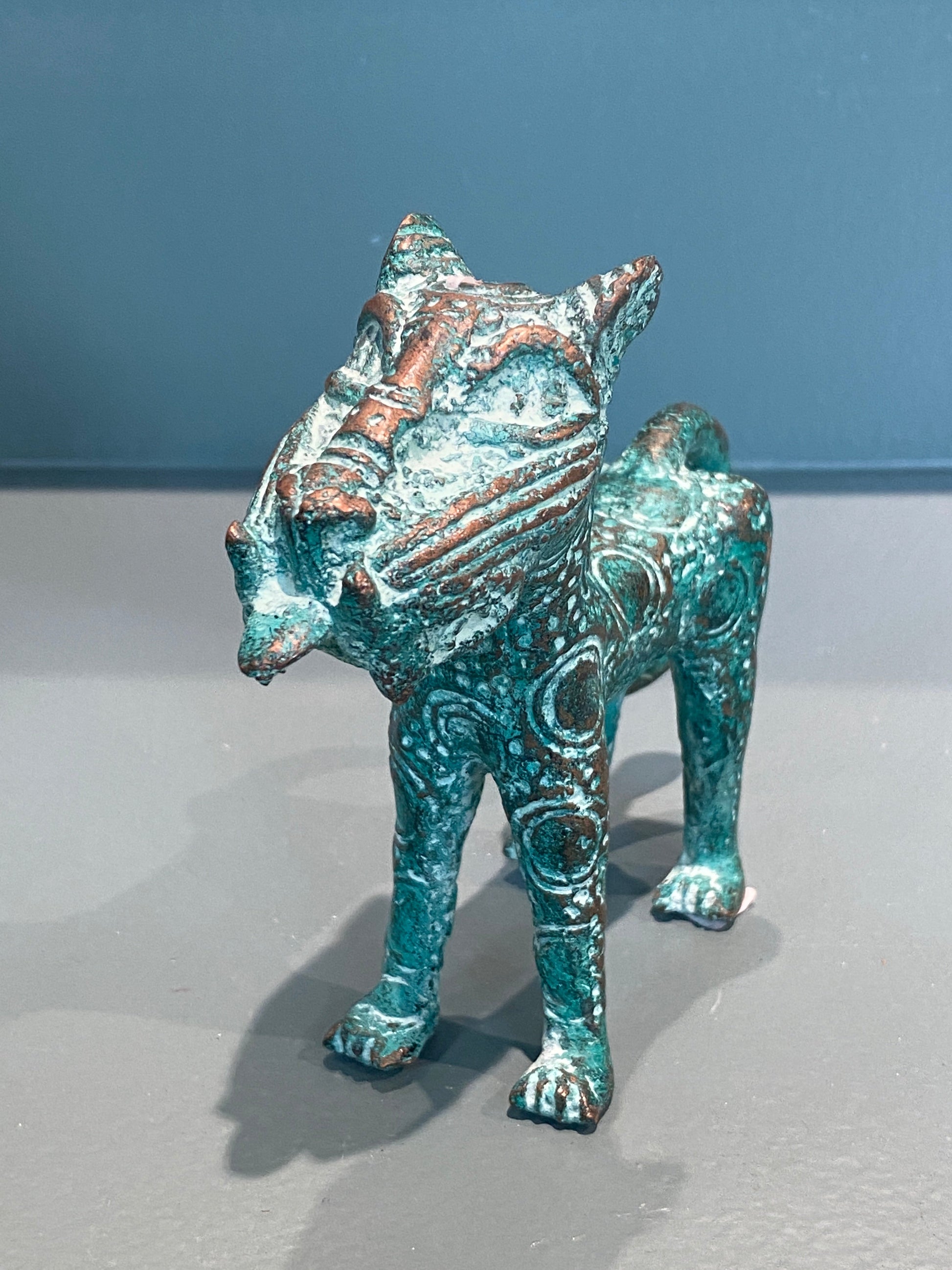 Benin Leopard sculpture - Bronze (56.09)