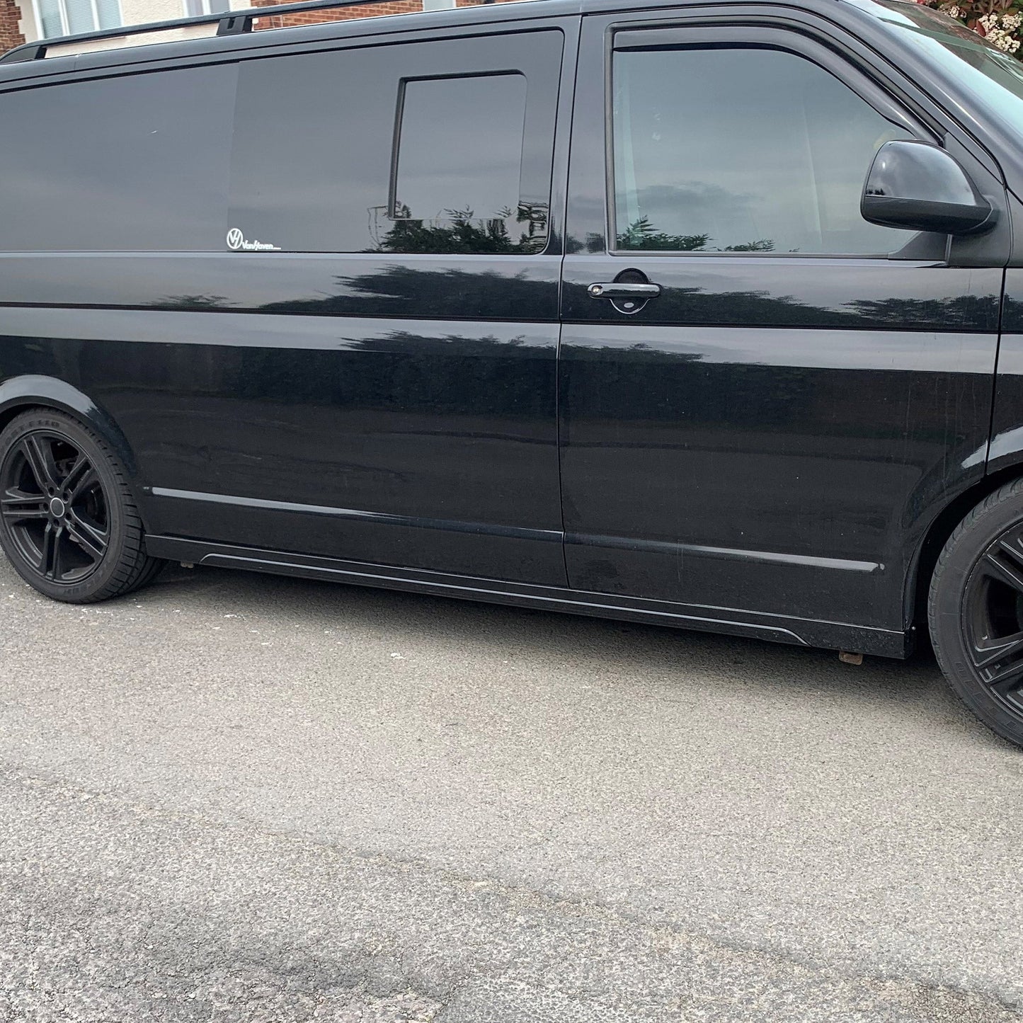 For VW T5, T5.1 LWB Side Skirts Deep Black Plastic Painted and Ready to Fit
