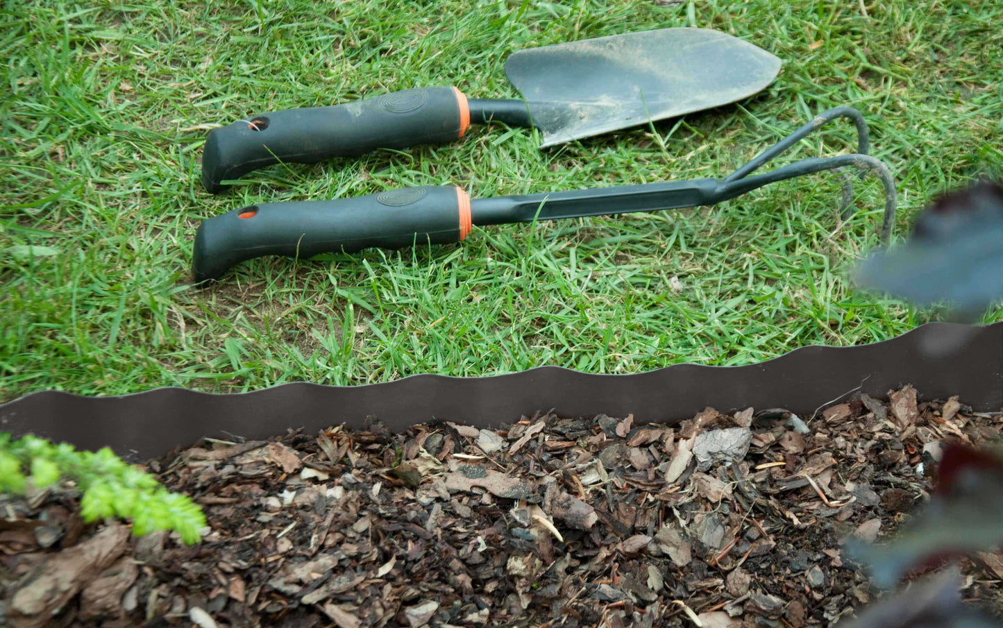 Wavy Plastic Garden Lawn Edging, H=25CM, L=9M, Gray for Home and Garden Use