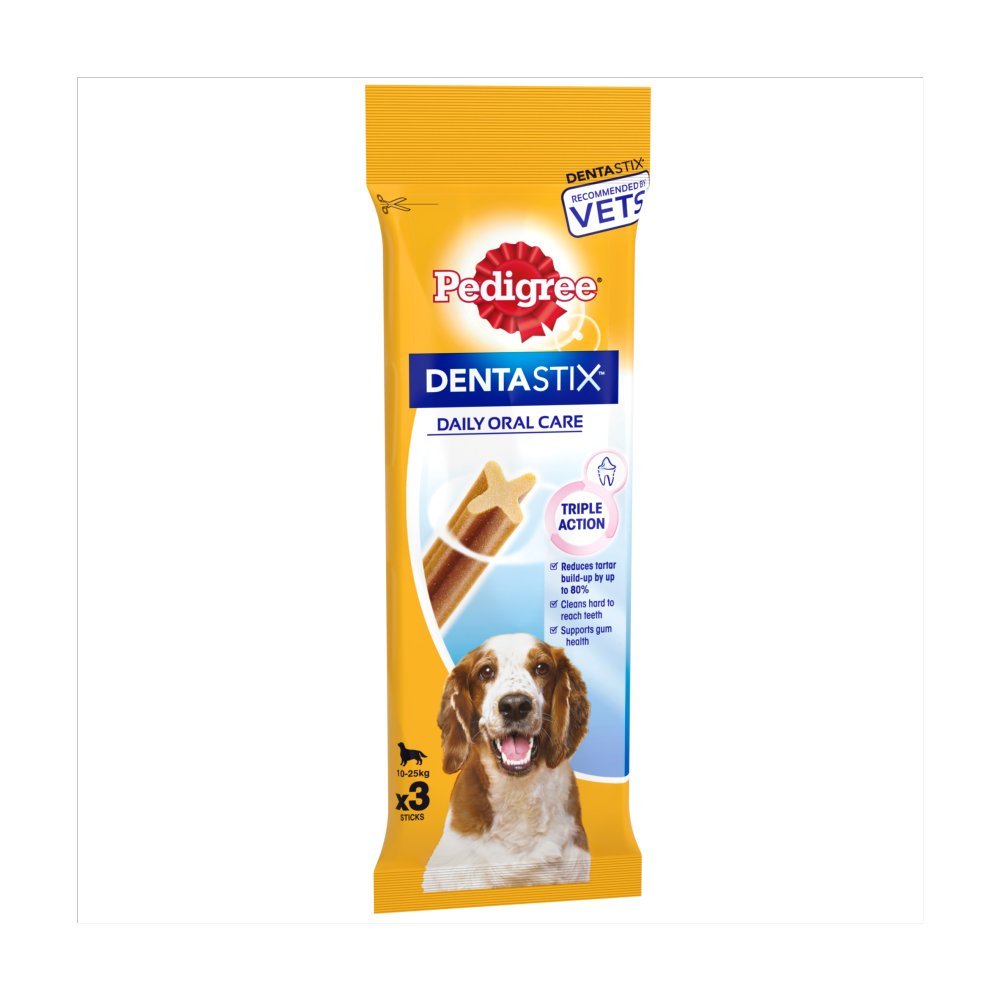Pedigree Dentastix Daily Adult Medium Dog Treats 3 x Dental Sticks 77g (Box of 18)