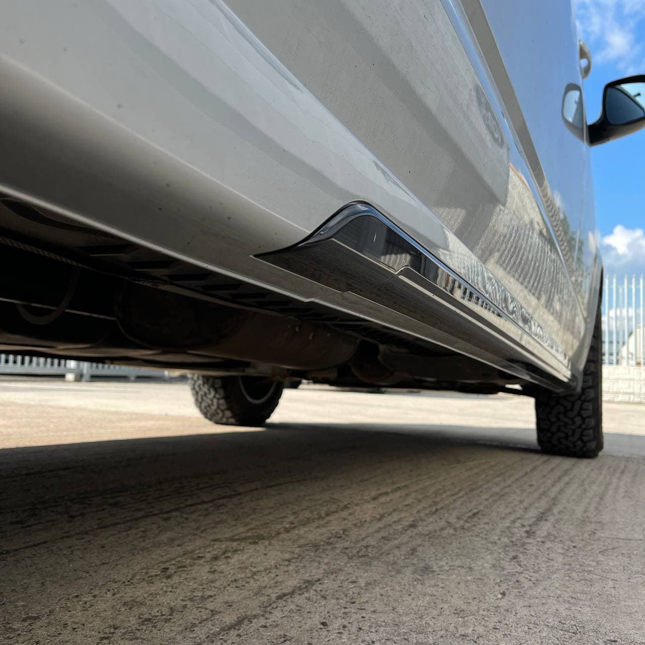 For VW T6 Transporter LWB Side skirts Painted Ready in Reflex Silver, Painted and Ready to Fit ABS plastic