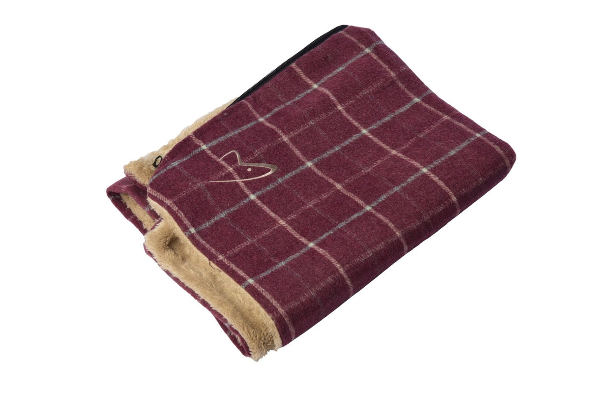 Premium Comfy Checked Cushion Cover