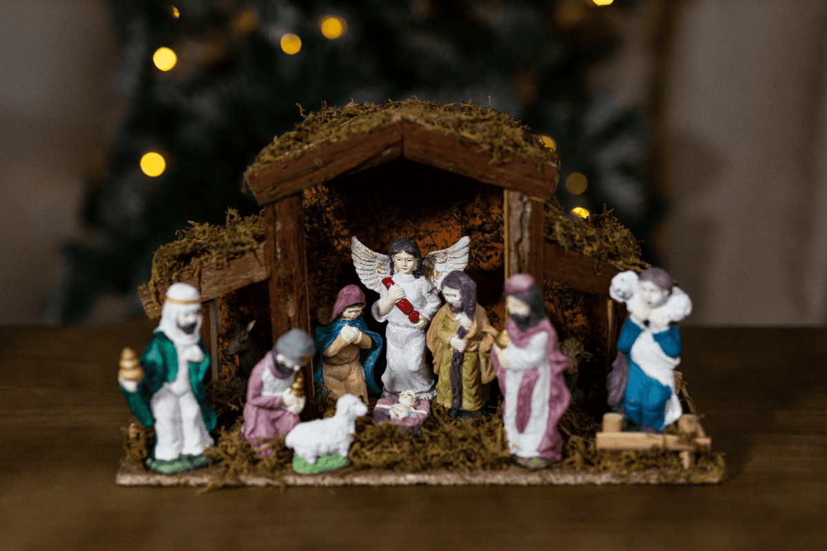 Christmas Nativity Scene Resin Ornament Multicoloured 38cm