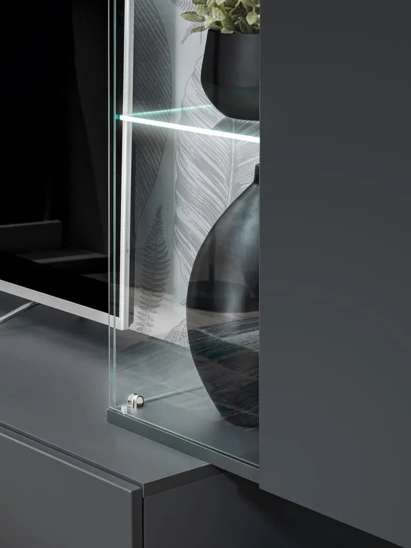 Silk II Entertainment Unit