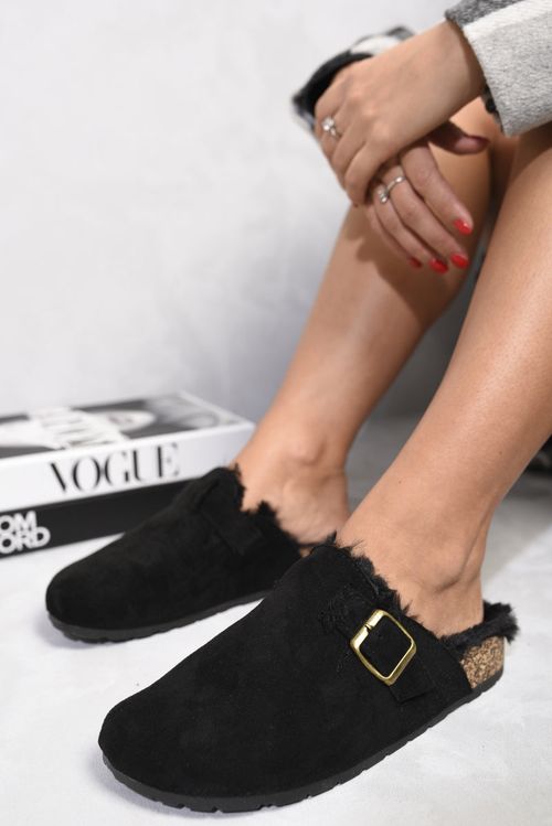 https://images.avasam.com/?w=500&url=https://avasamnew.s3.amazonaws.com/live//ikrush-camilla-suede-flip-flops-sandals-with-fur-1699028956536537.jpg