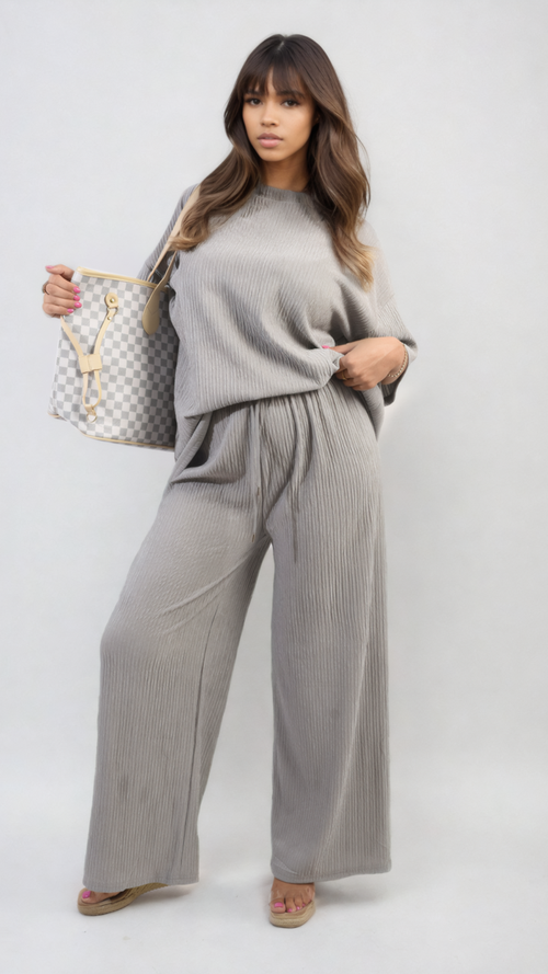 https://images.avasam.com/?w=500&url=https://avasamnew.s3.amazonaws.com/live//ikrush-daniela-ribbed-oversized-top-and-drawstring-wide-leg-trouser-co-ord-set-1716832124538739.png