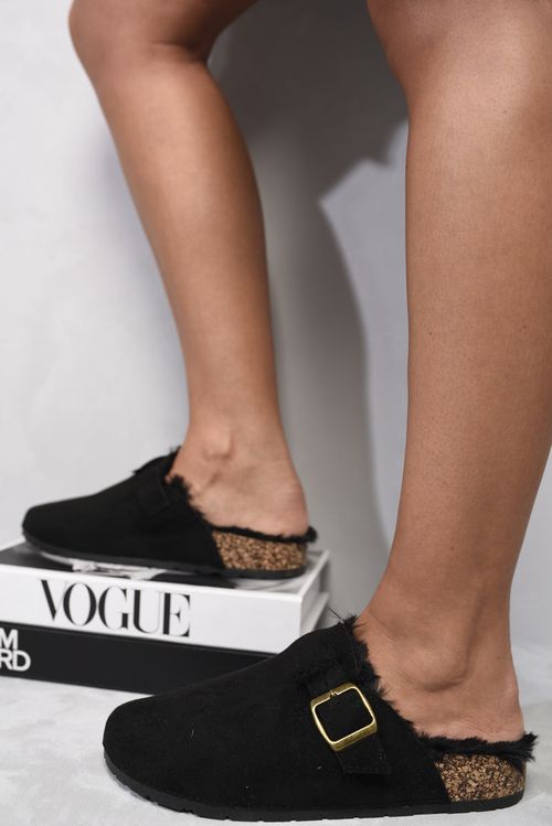 https://images.avasam.com/?w=500&url=https://avasamnew.s3.amazonaws.com/live//ikrush-camilla-suede-flip-flops-sandals-with-fur-1699028948-DSC7005.jpg