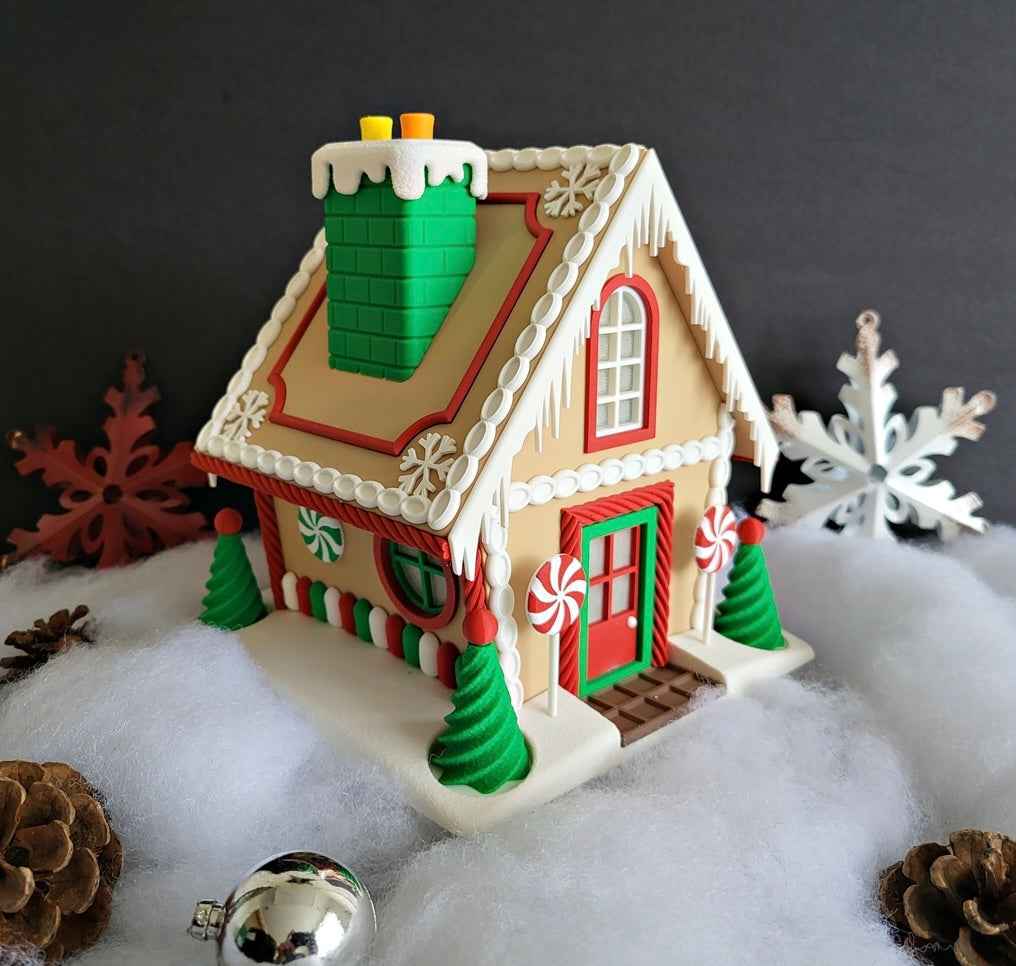 Gingerbread House | Christmas Decoration | Festive Holiday Centrepiece | Toy Village Display | Chocolates Storage | Complete with Flickering LED Tea Lights