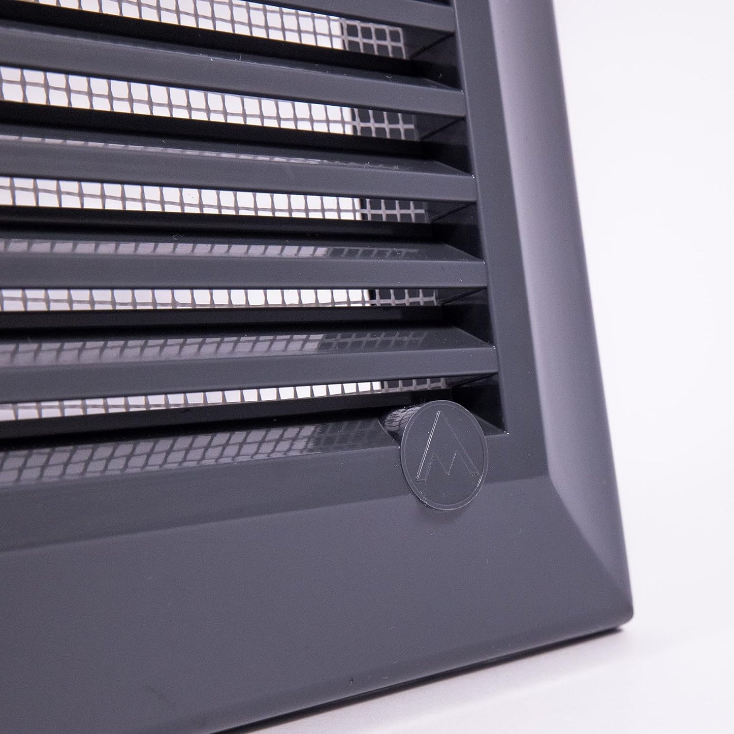 Louvre Vent Graphite Duo Smart 135G 135mm With Fly Mesh for Home and Garden Use