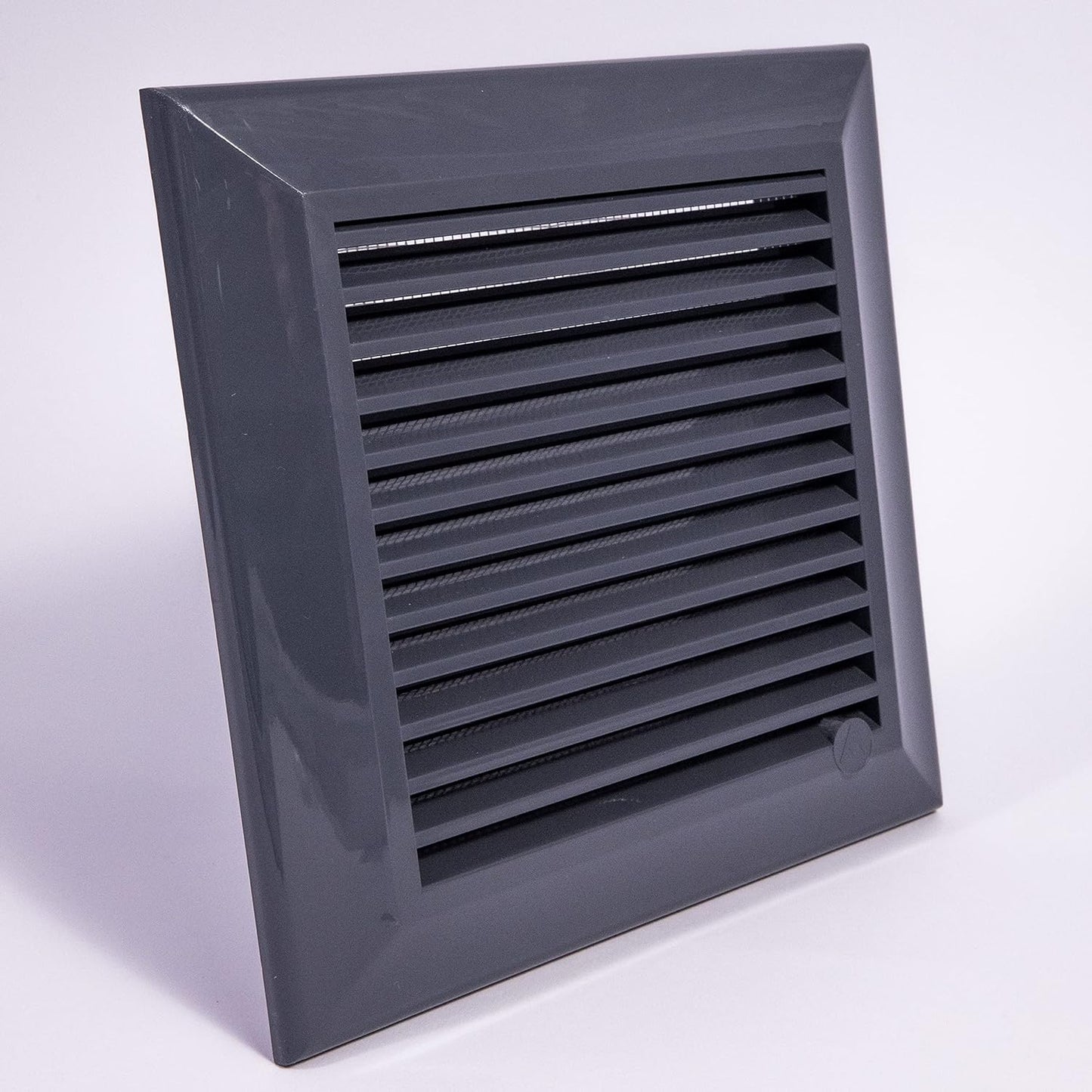 Louvre Vent Graphite Duo Smart 135G 135mm With Fly Mesh for Home and Garden Use