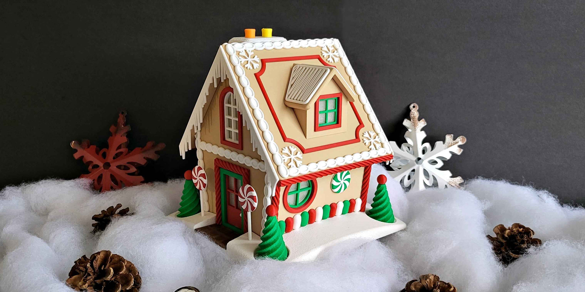Gingerbread House | Christmas Decoration | Festive Holiday Centrepiece | Toy Village Display | Chocolates Storage | Complete with Flickering LED Tea Lights