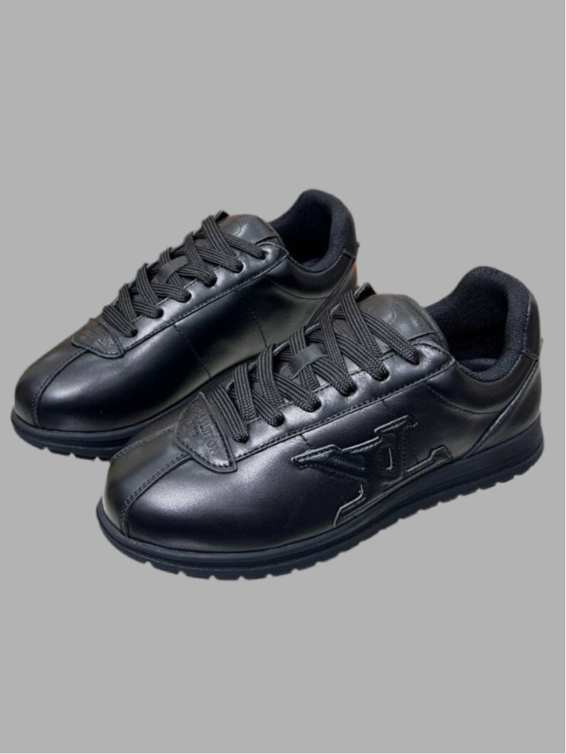 Louis Vuitton Black Leather LV Trainer Sneakers - Black