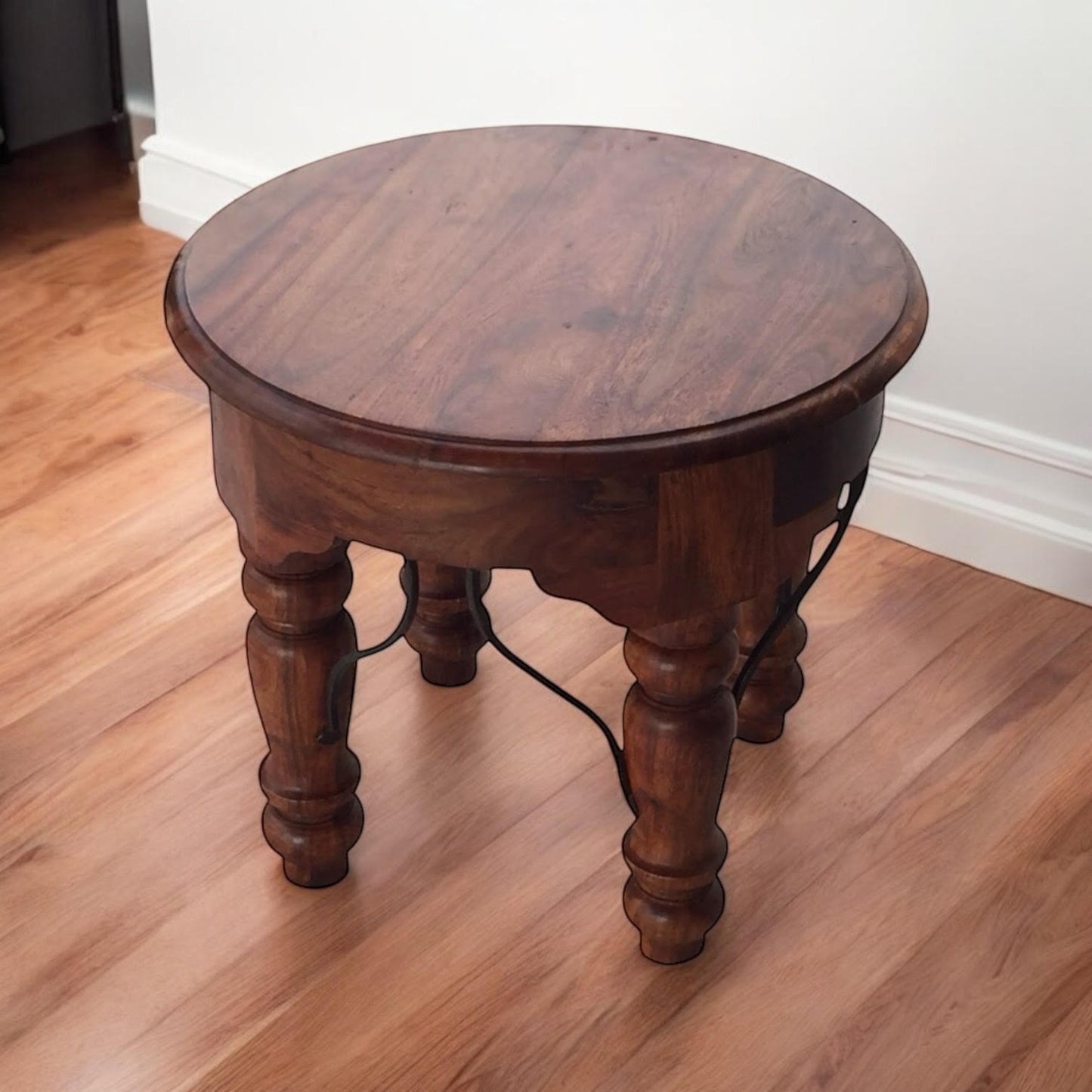 60CM WOODEN ROUND TABLE