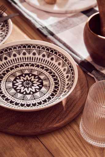 Maya 12 Piece Black And White Dinner Set