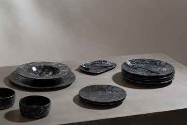 Hygge Black Marble Effect Pizza Plate