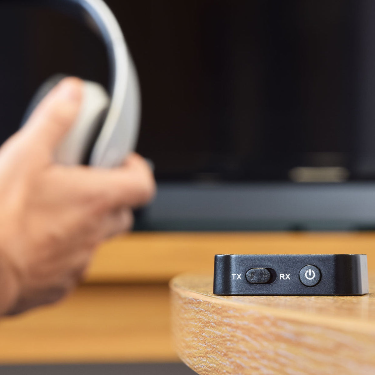 AV:Link Bluetooth 2-In-1 Audio Transmitter & Receiver
