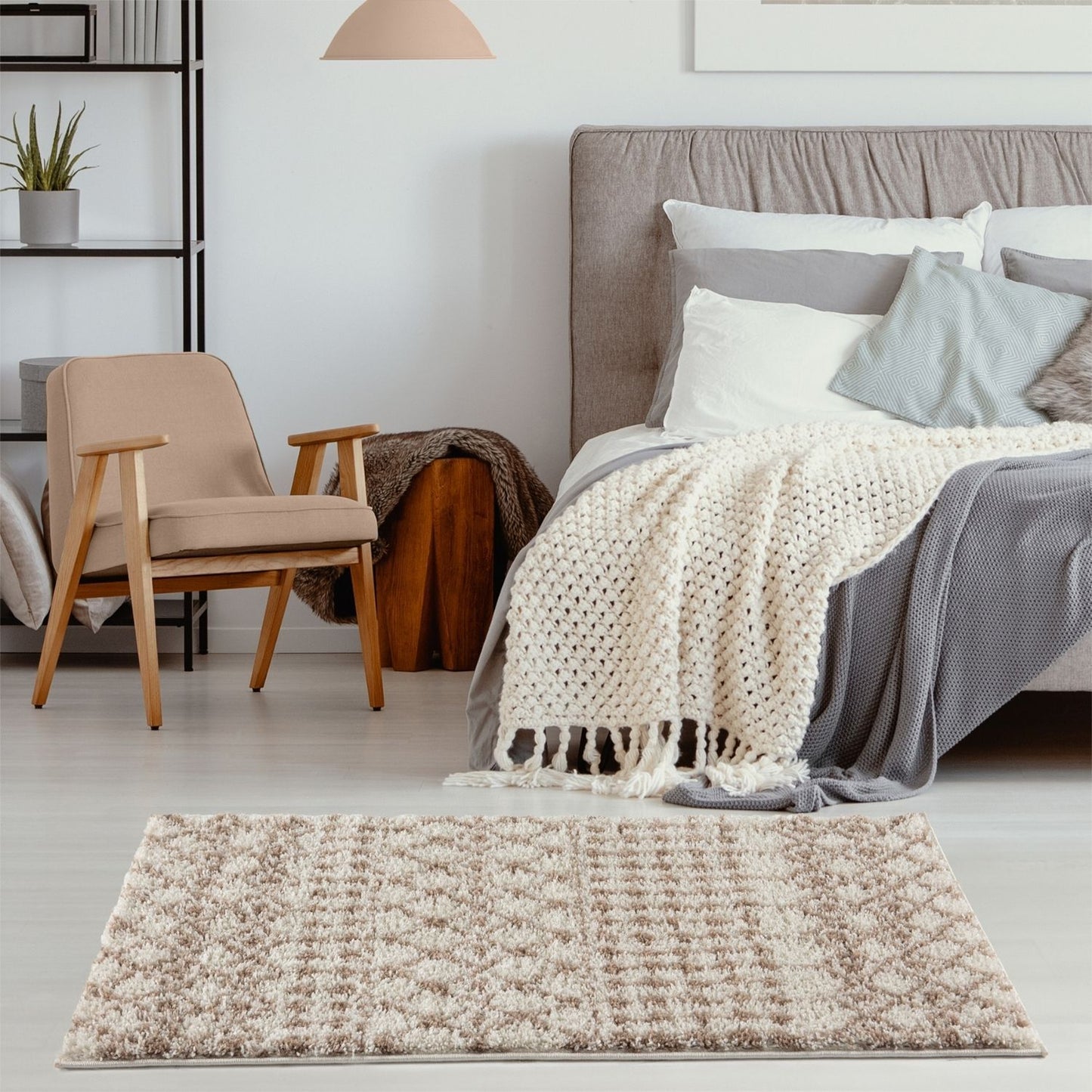 Moroccan Ivory Beige Shaggy Rug | 1030