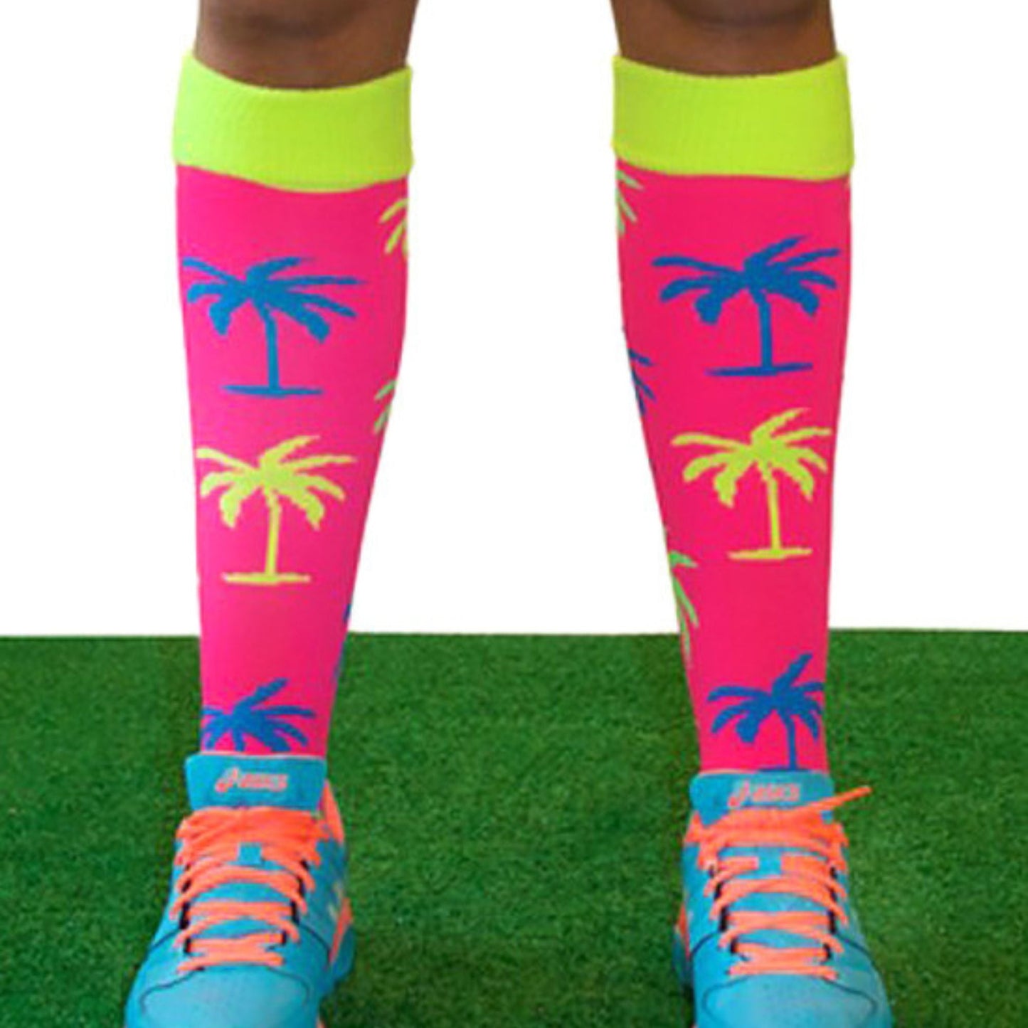 1 Pack Adults & Kids Knee High Patterned Hockey Socks - Pink / Blue Hearts
