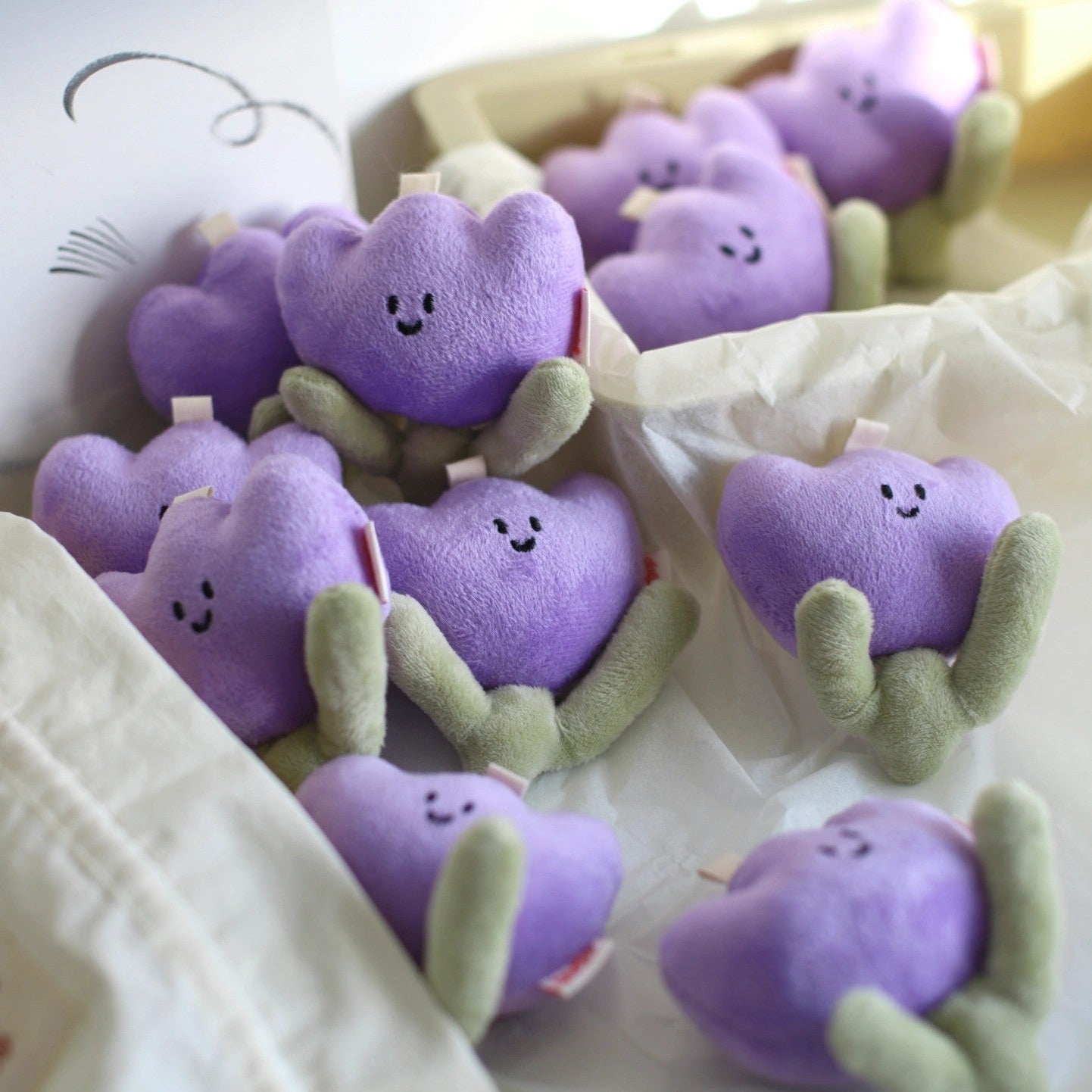 Daily White | Spring Tulip Bag Charm