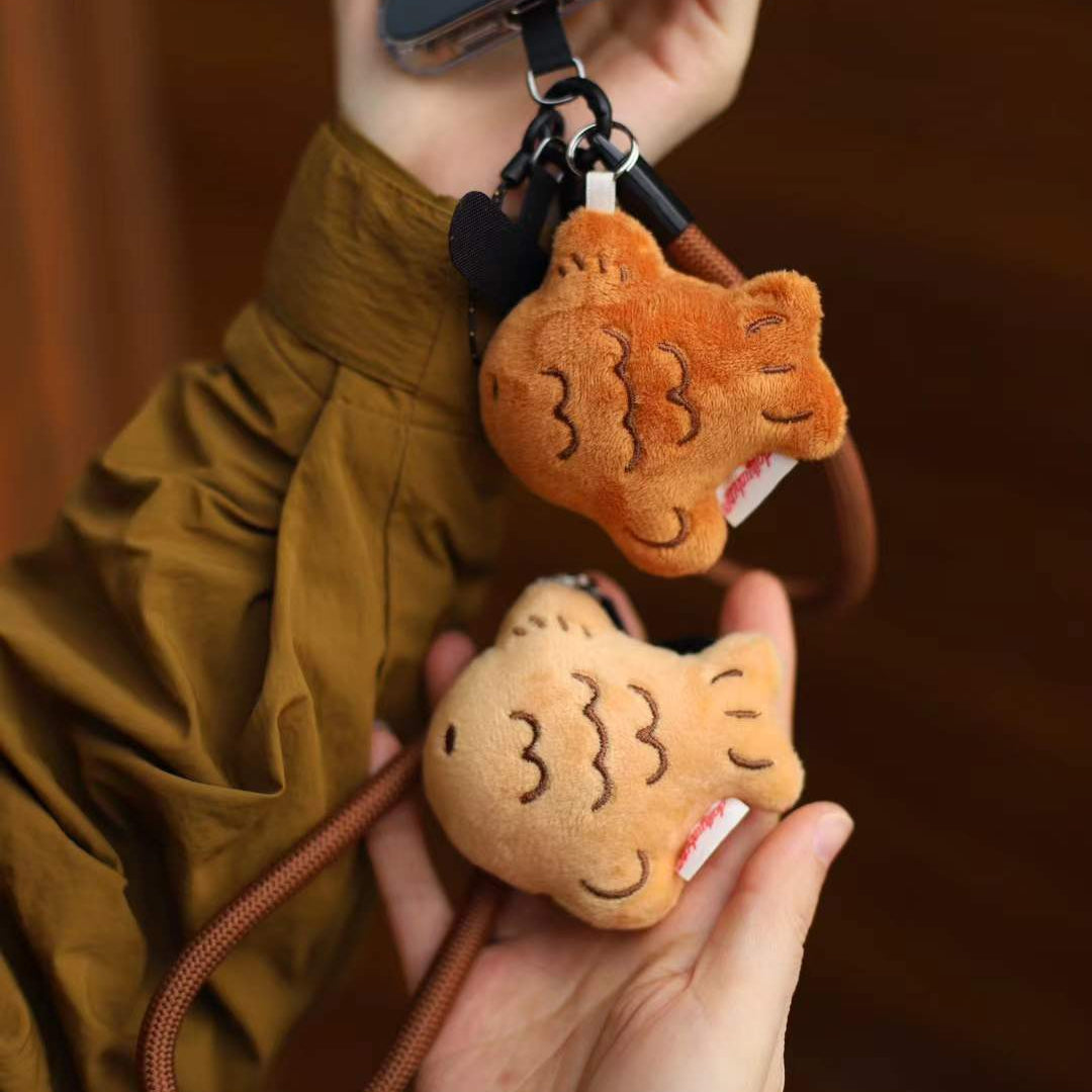 Daily White | Mini Taiyaki Plush Bag Charms