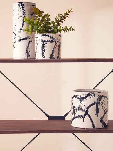 Sorrell Black And White Large Planter