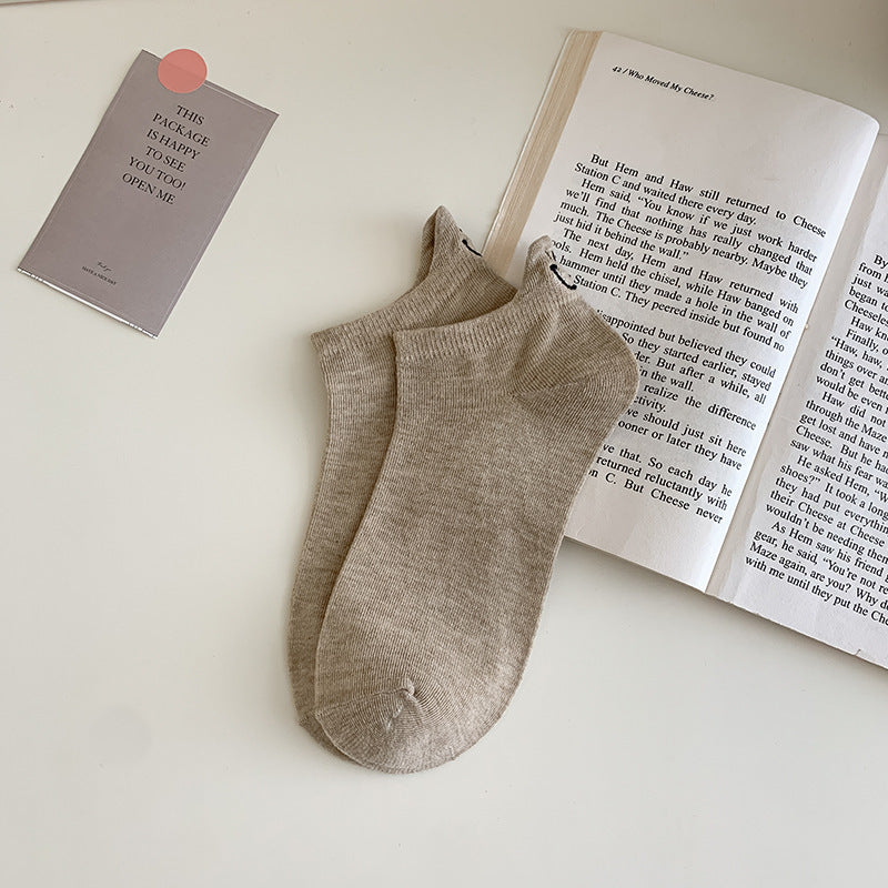 Women's Smiley Ankle Socks Thin Embroidery Ins Short Fashion Tight Socks