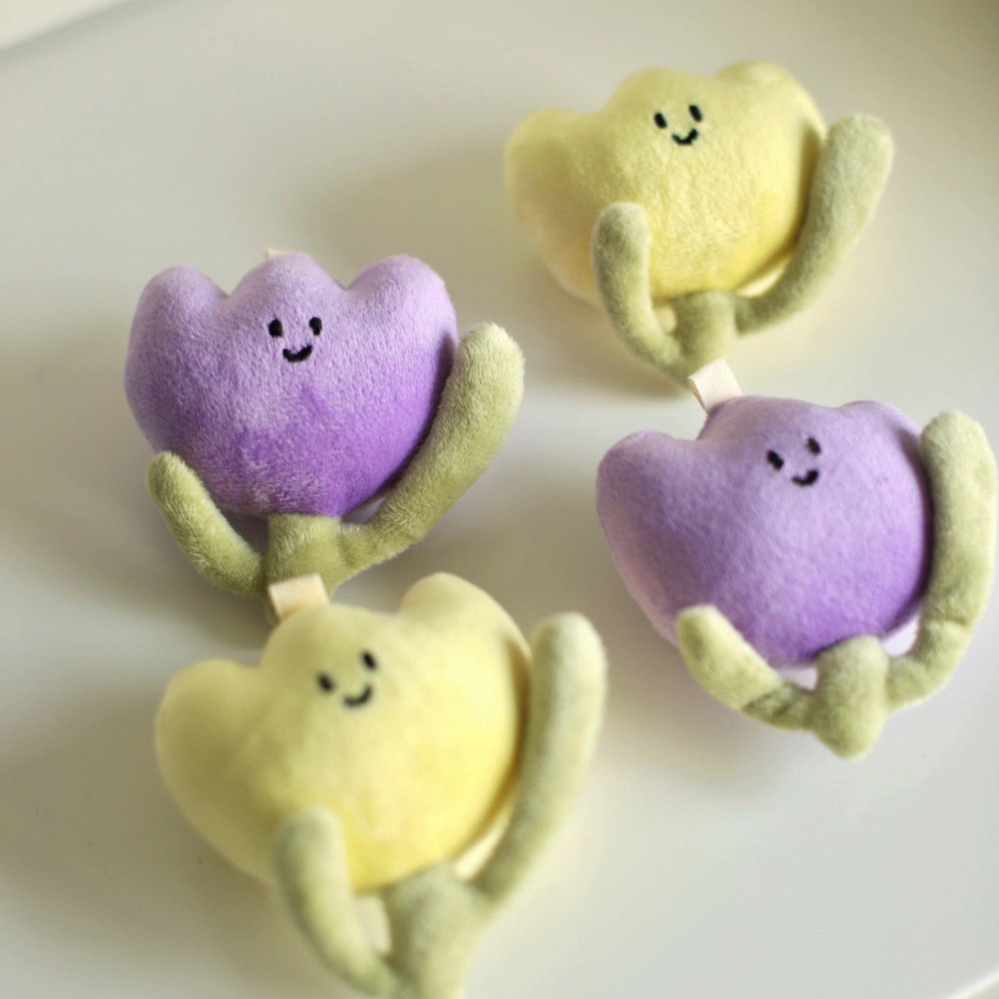 Daily White | Spring Tulip Bag Charm