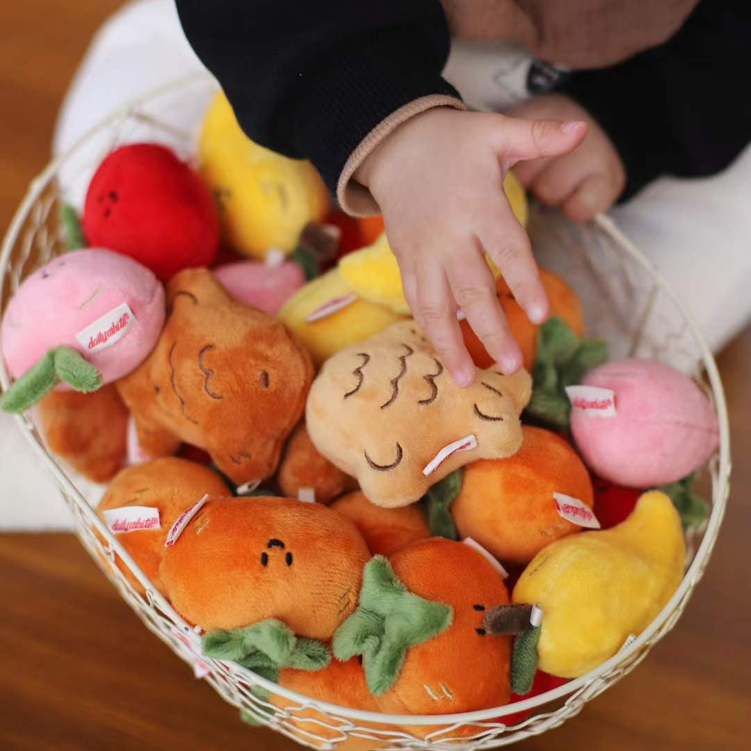 Daily White | Mini Mango Bag Charm