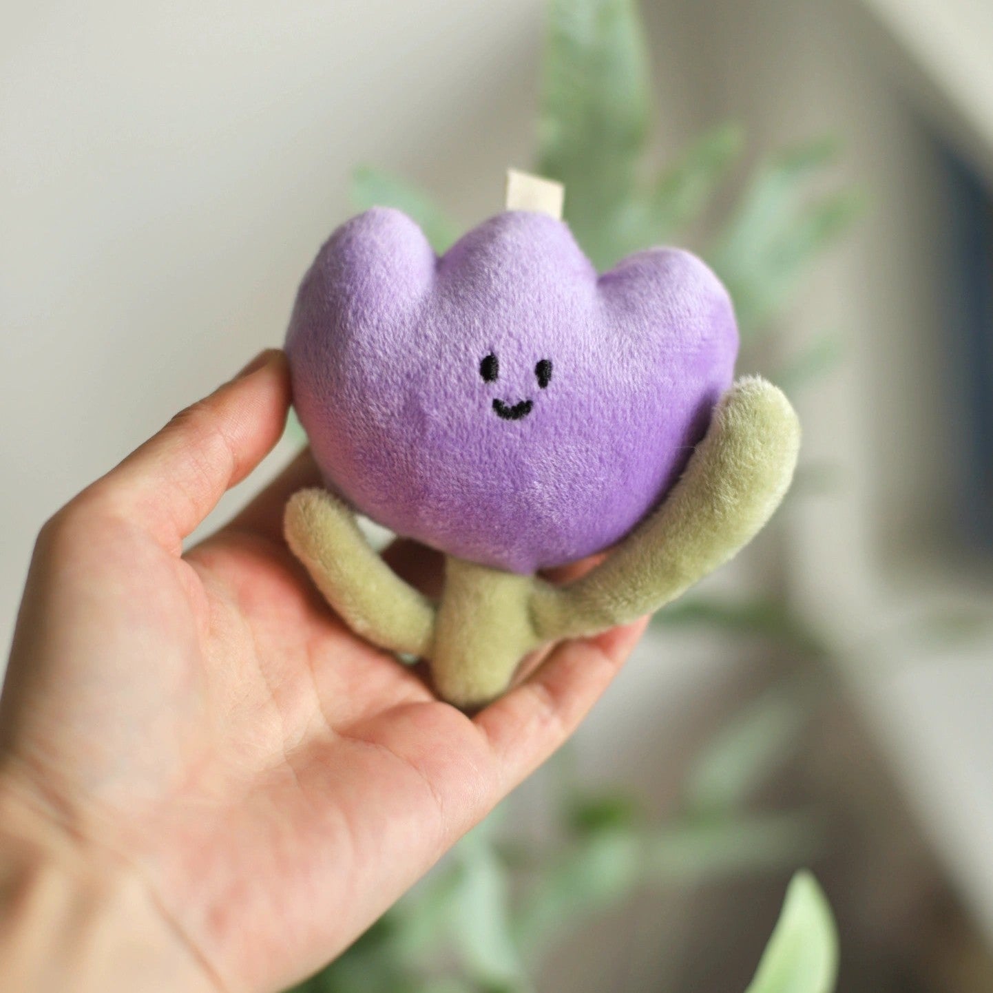 Daily White | Spring Tulip Bag Charm