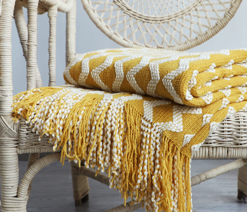 PlushAura Nordic Knitted Blanket – Decorative Sofa & Cozy Throw