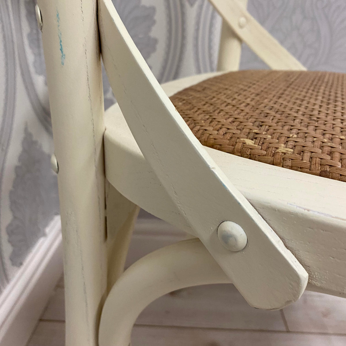 Modern & Stylish Hand Finished Cross Back Oak Wooden Cafe Chair - Exclusive Rattan Seat Office Furniture for Home, Dining, Cafe, and Office (Cream)