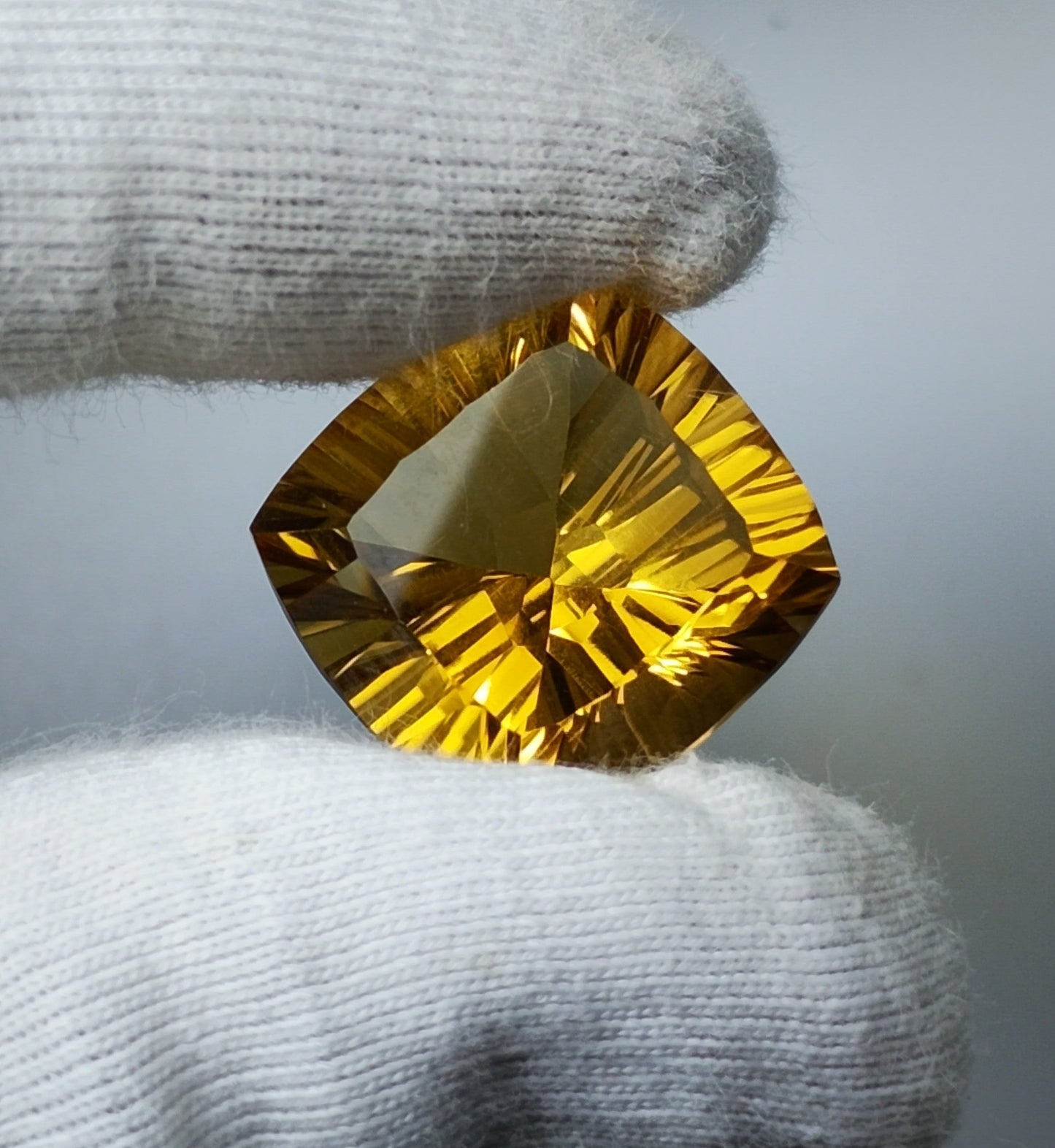 18ct Natural Best Quality Citrine- Golden Citrine - November Birthstone - 20 x 21mm