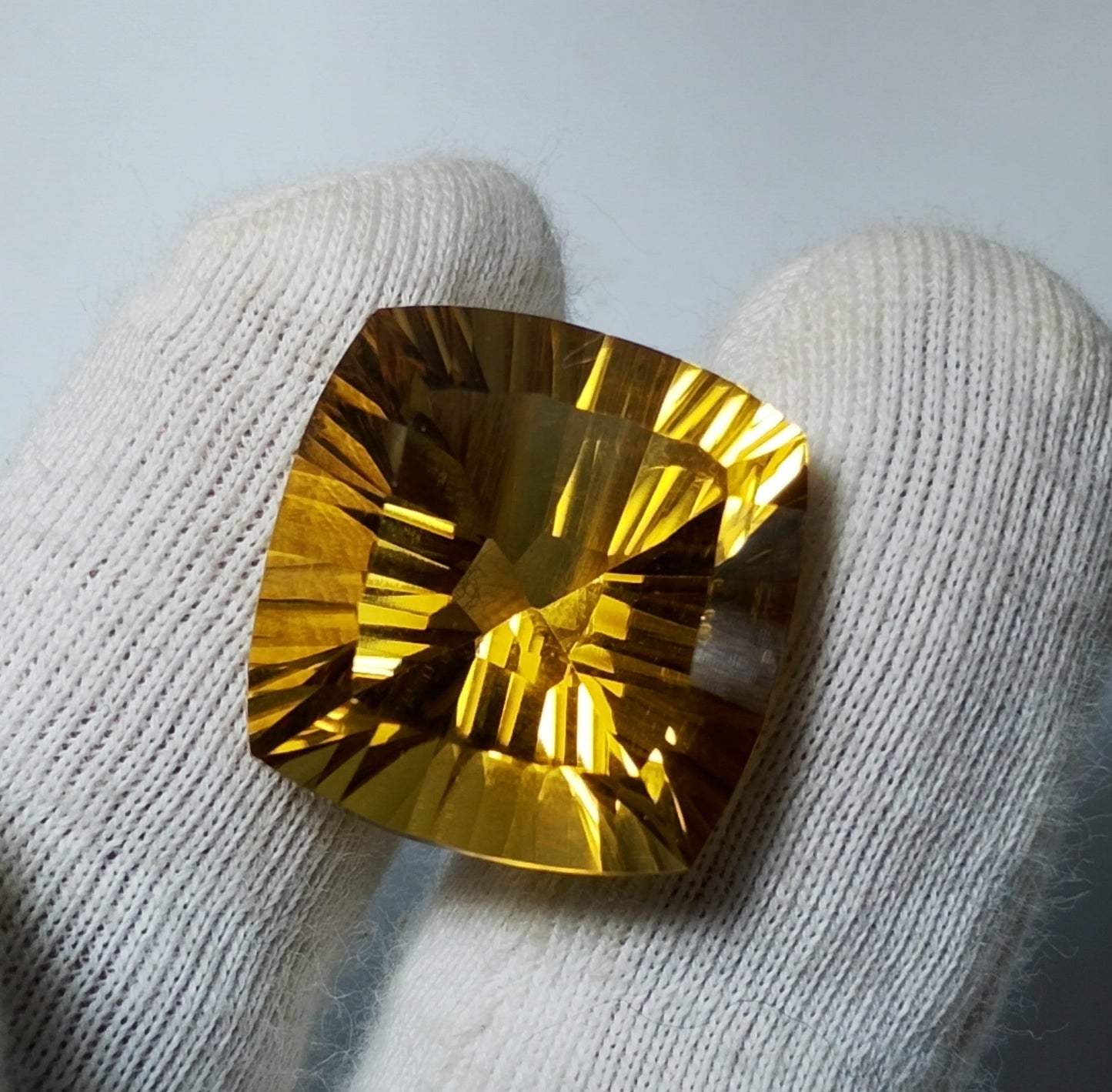 18ct Natural Best Quality Citrine- Golden Citrine - November Birthstone - 20 x 21mm