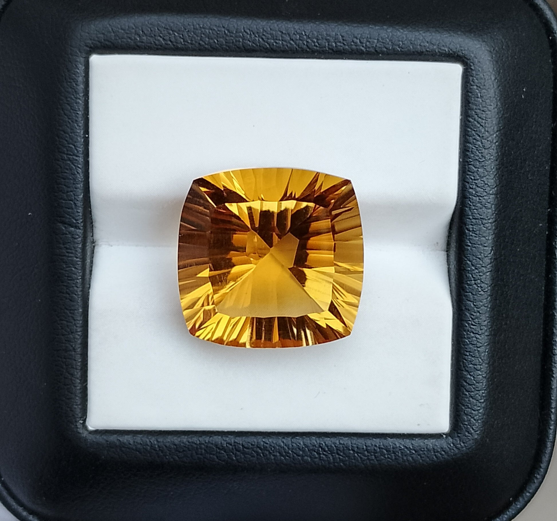 18ct Natural Best Quality Citrine- Golden Citrine - November Birthstone - 20 x 21mm