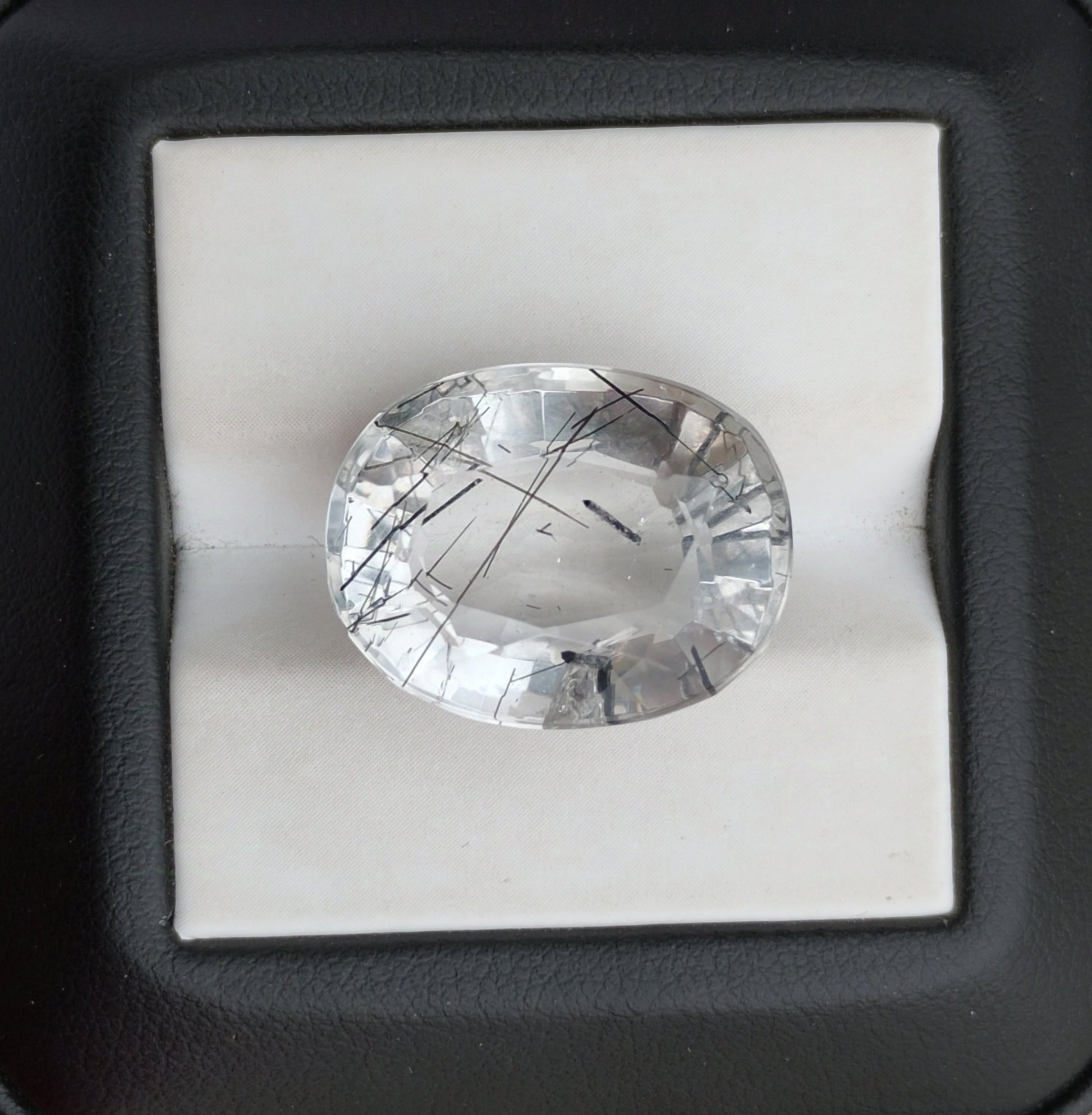 20.4ct Black Tourmalated Quartz  Black Rutile Quartz - Rutilated Quartz