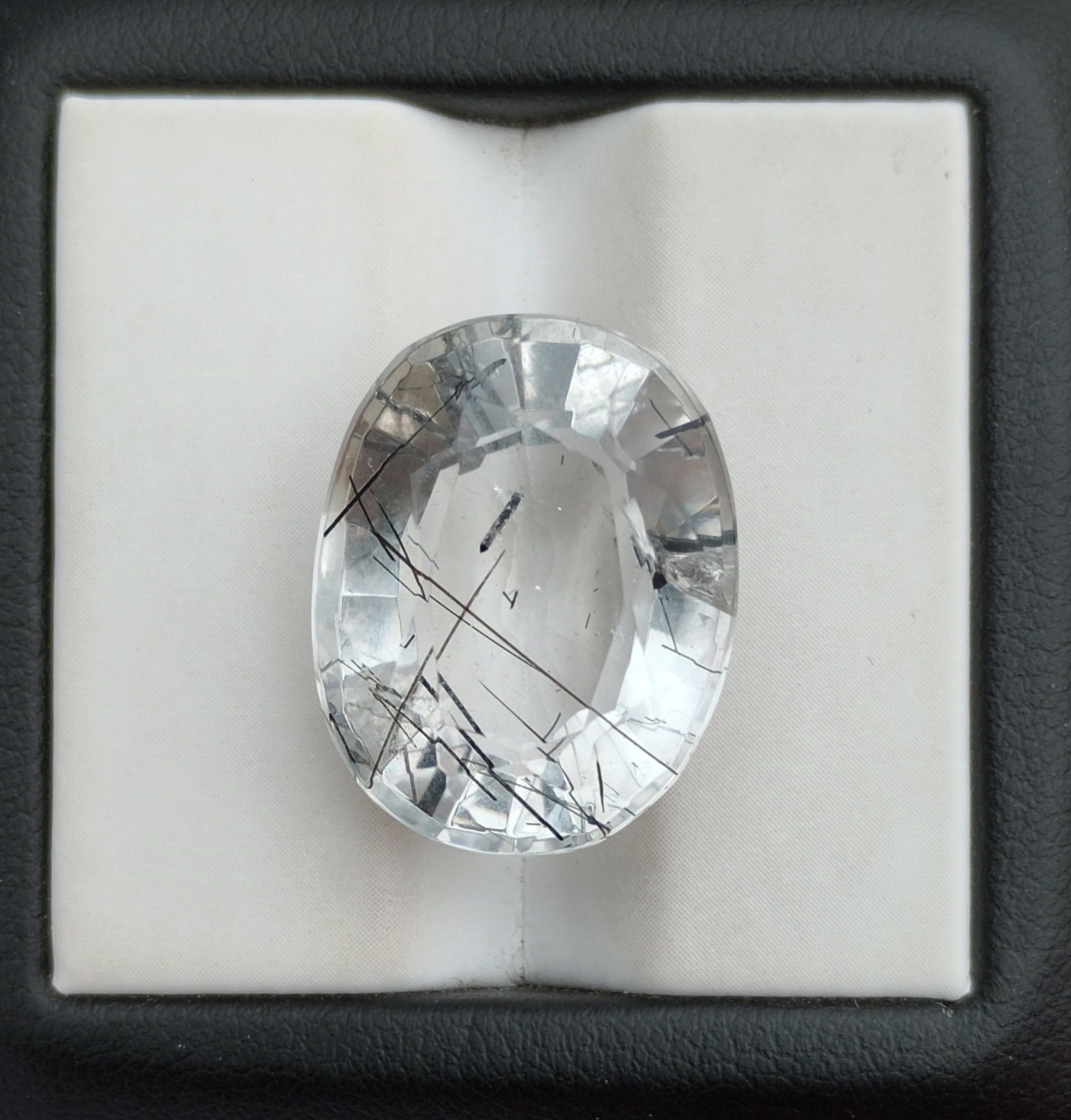 20.4ct Black Tourmalated Quartz  Black Rutile Quartz - Rutilated Quartz