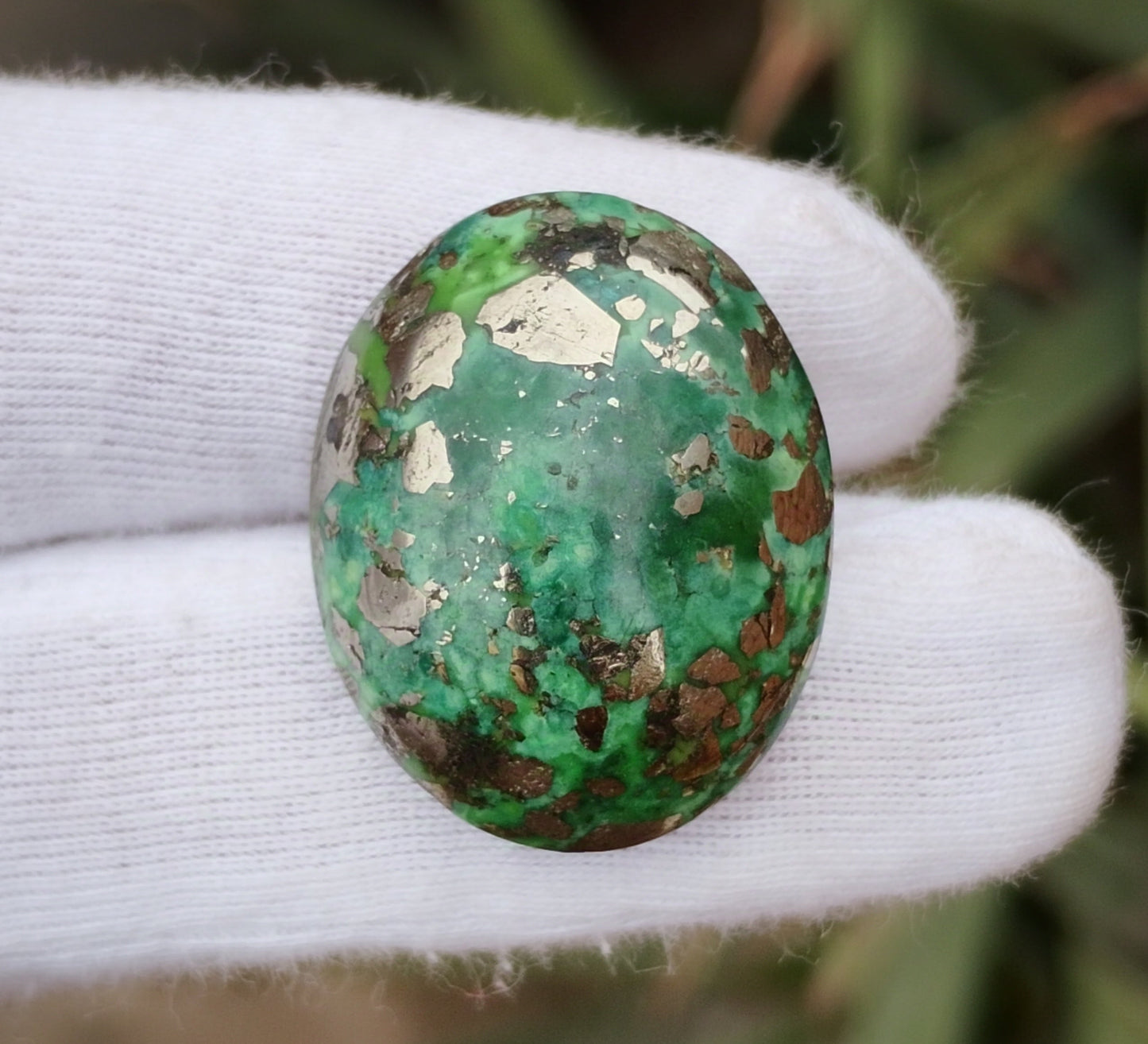 52.8ct Green Turquoise with Pyrite, Natural Feroza Stone Dimension 20x25x11mm
